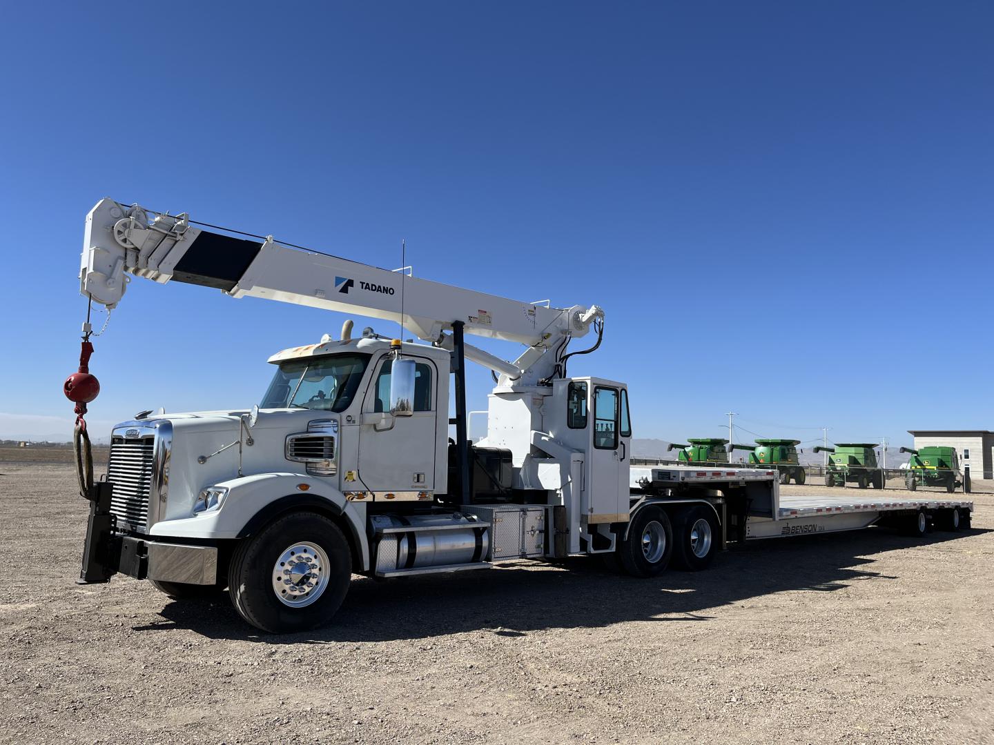 ./imagenes/INVOICE/2019/17929/CAMION CON GRUA TADANO TM1882 (123).JPG